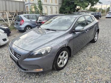 Volvo V40 2.0  D3