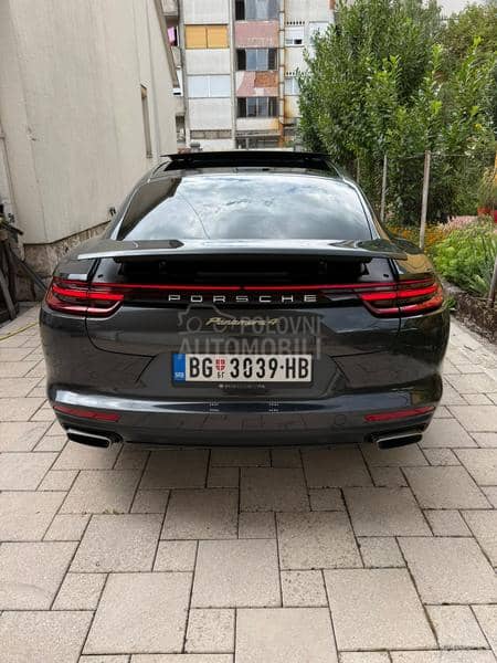 Porsche Panamera Matrix Chrono