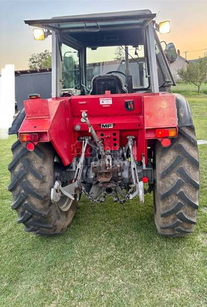 Massey Ferguson 590