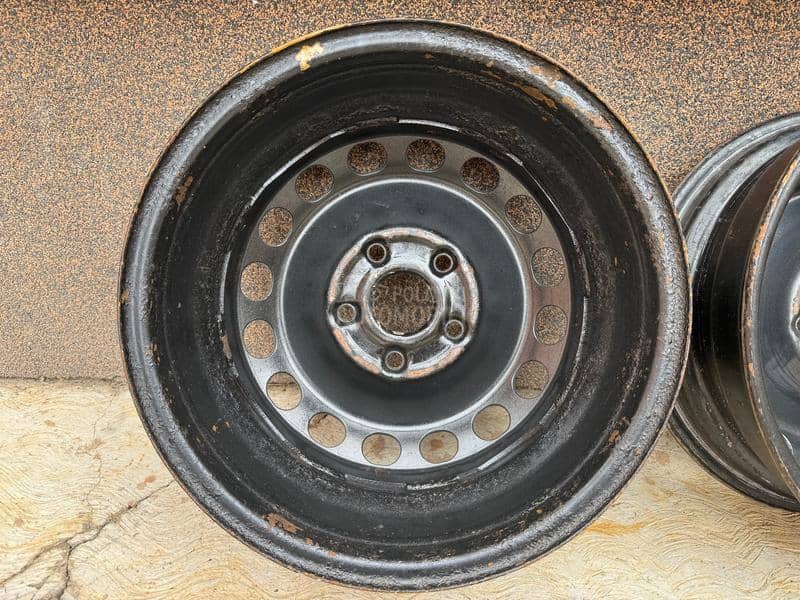 Čelične felne VW Caddy 15" 5 x 112