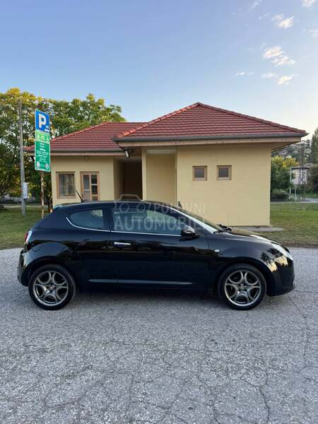 Alfa Romeo MiTo 1.3MJet/NAV/0DLIČNA/