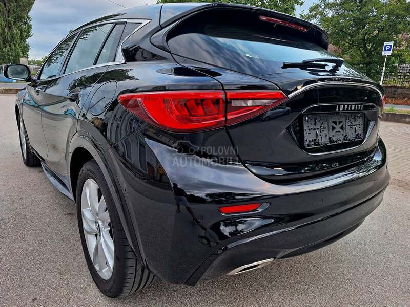Infiniti Q30 POGLEDATI TEXT