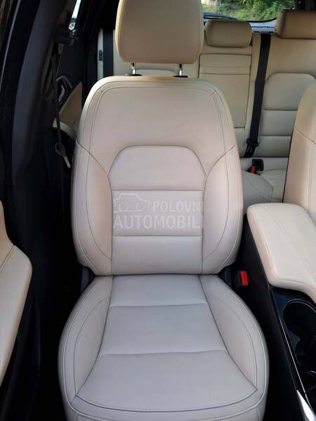 Infiniti Q30 POGLEDATI TEXT