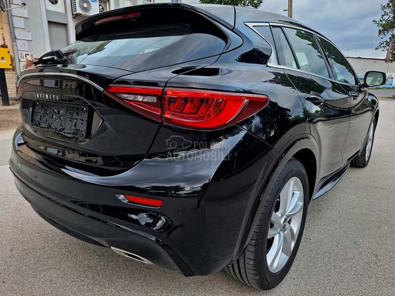 Infiniti Q30 POGLEDATI TEXT