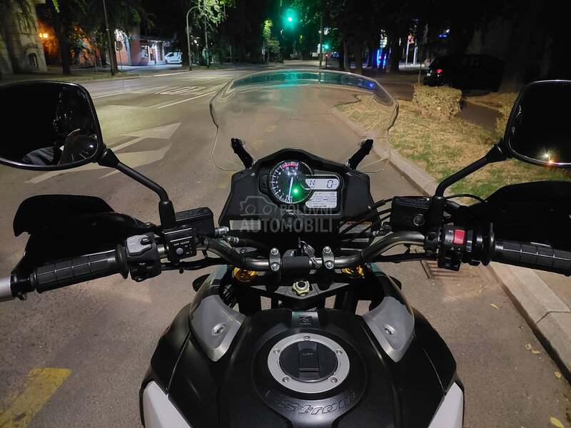 Suzuki V Strom 1000 DL