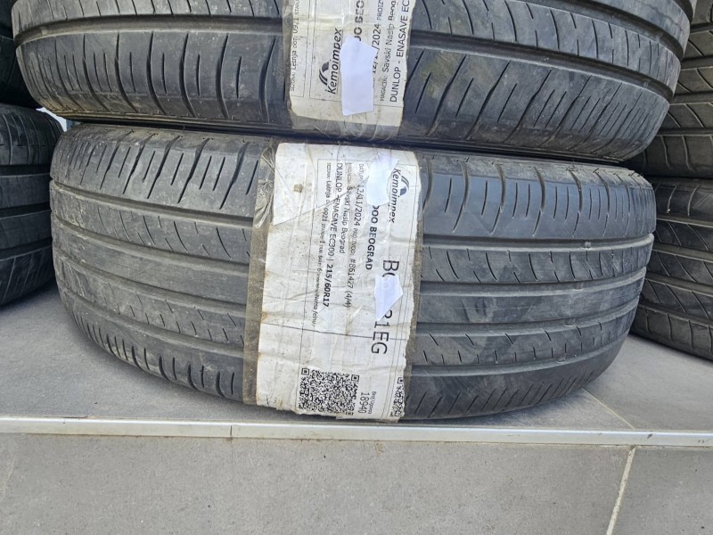 Dunlop 215/60 R17 Letnja