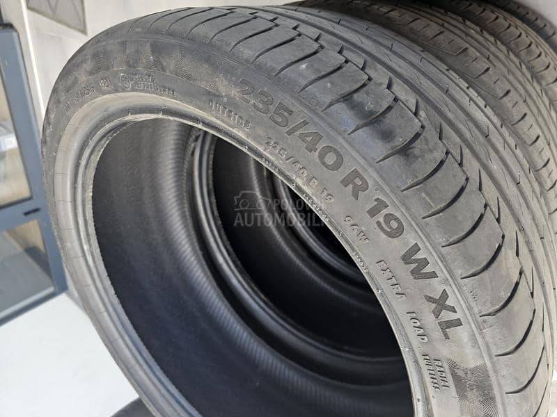 Continental 235/40 R19 Letnja