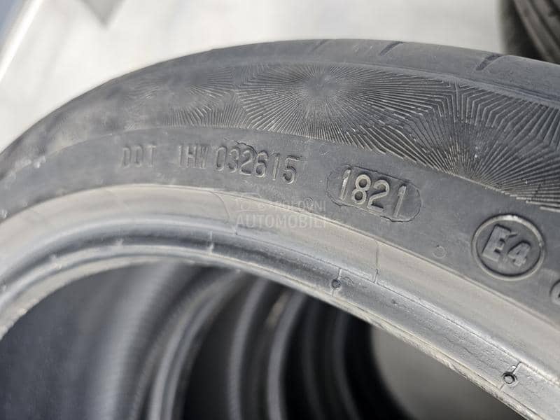 Continental 235/40 R19 Letnja