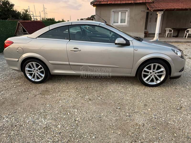 Opel Astra H 1.6 cabrio