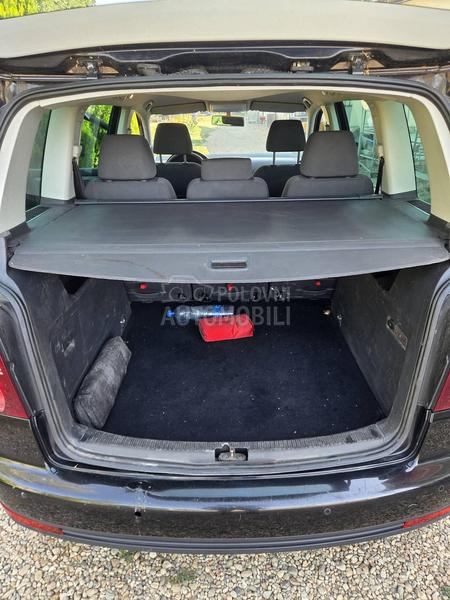 Delovi za Volkswagen Touran 1.9Tdi 2008. god.