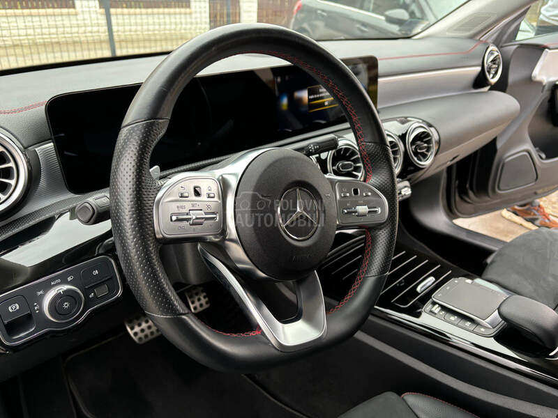 Mercedes Benz CLA 180 AMG 2seta felni