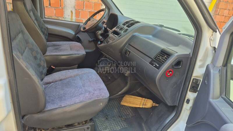 Mercedes Benz Vito 