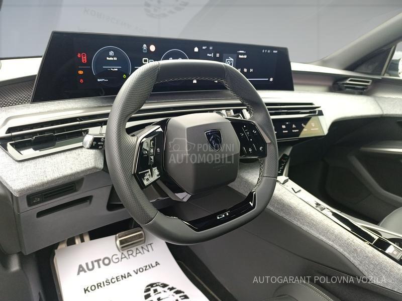 Peugeot 5008 1.2 GT HYBRID A/T