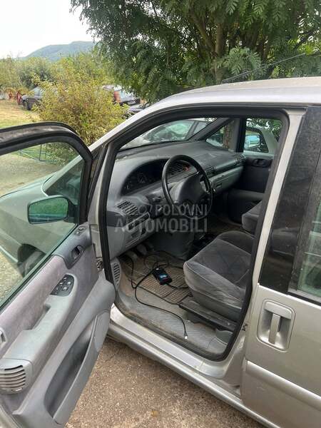 Peugeot 806 2001. god. -  kompletan auto u delovima