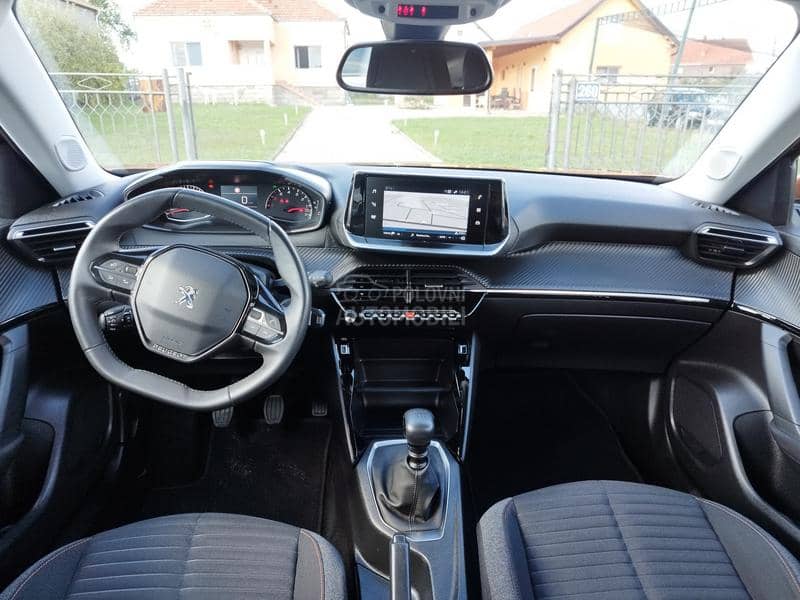 Peugeot 2008 1.2 PURETECH
