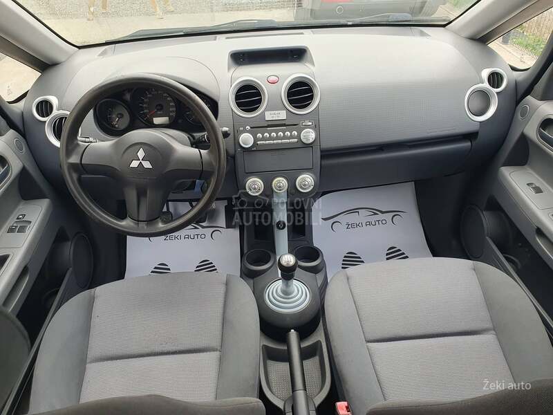 Mitsubishi Colt 1.3i 16v CH