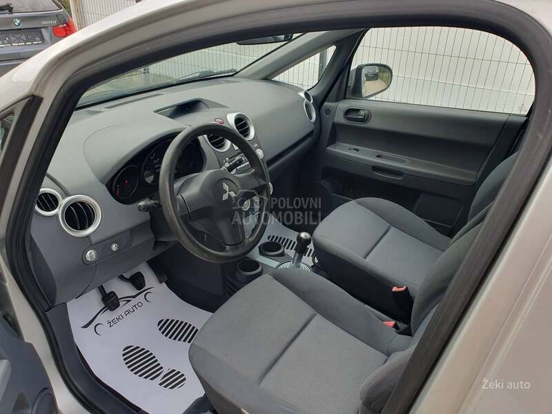 Mitsubishi Colt 1.3i 16v CH