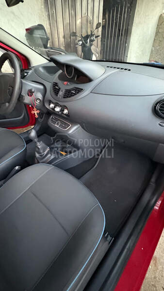 Renault Twingo 1.149,00 cm3