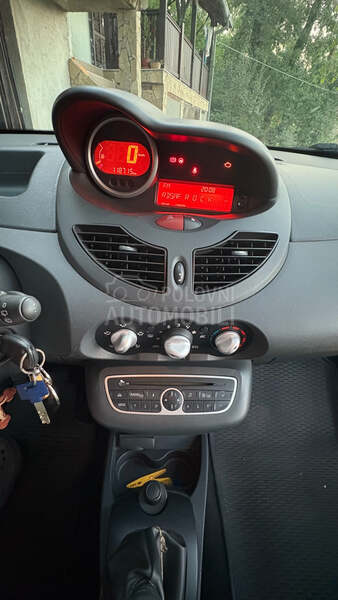 Renault Twingo 1.149,00 cm3
