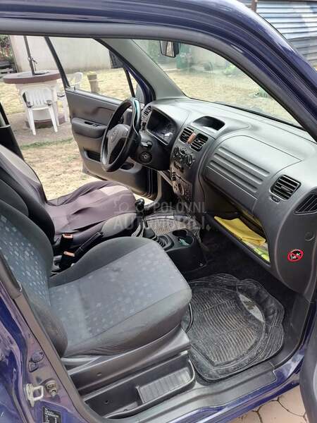 Opel Agila Club