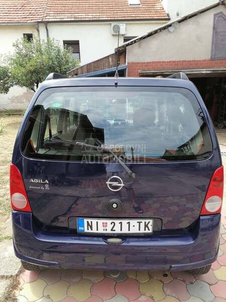 Opel Agila Club