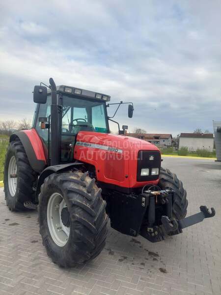 Massey Ferguson 8220
