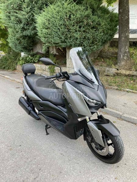 Yamaha X Max 300