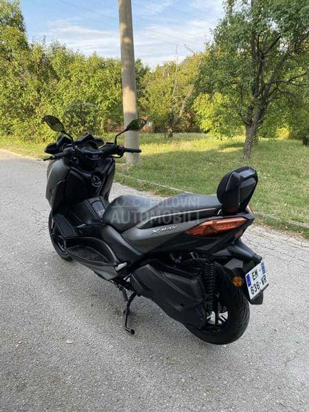 Yamaha X Max 300