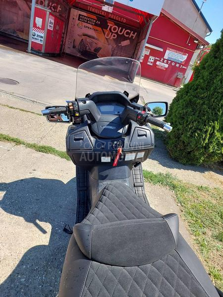 Suzuki Burgman Executive T.O.P