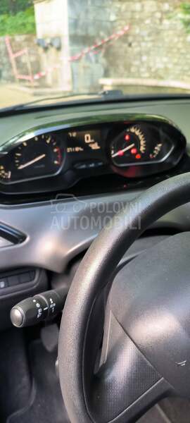 Peugeot 208 1.6HDI RESTYLING
