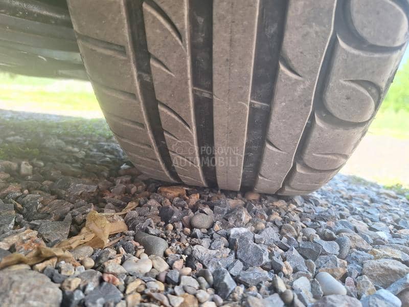 Riken 225/40 R18 Letnja