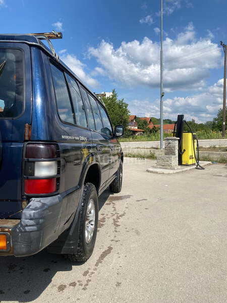 Mitsubishi Pajero 