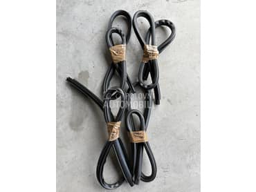 Keder vrata za Suzuki Splash od 2007. do 2013. god.