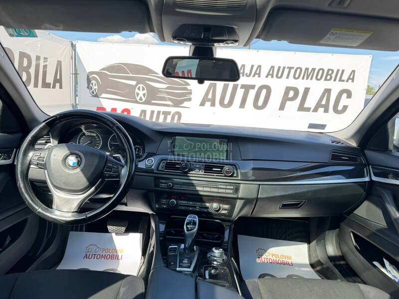 BMW 520 XEN / PANO / NAV