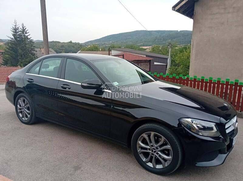 Mercedes Benz C 180 2000 2000. god. -  kompletan auto u delovima