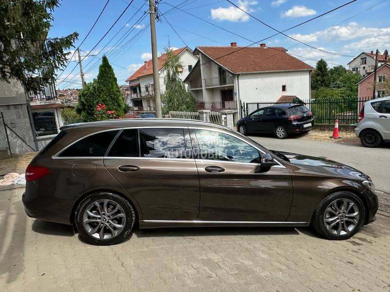 Mercedes Benz C 180 2000 2000. god. -  kompletan auto u delovima