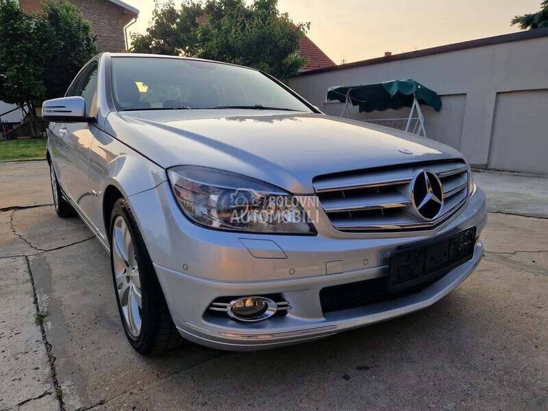 Mercedes Benz C 180 2000 2000. god. -  kompletan auto u delovima