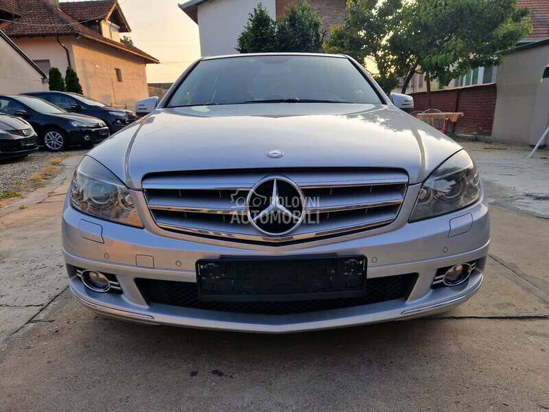 Mercedes Benz C 180 2000 2000. god. -  kompletan auto u delovima