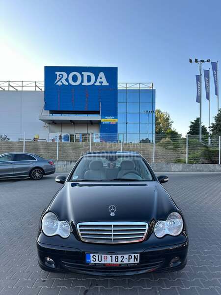 Mercedes Benz C 200 