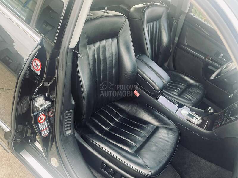 Audi A8 W12