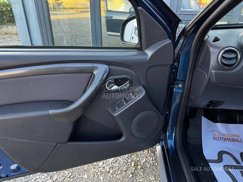 Dacia Duster 4x4 fuull NOV