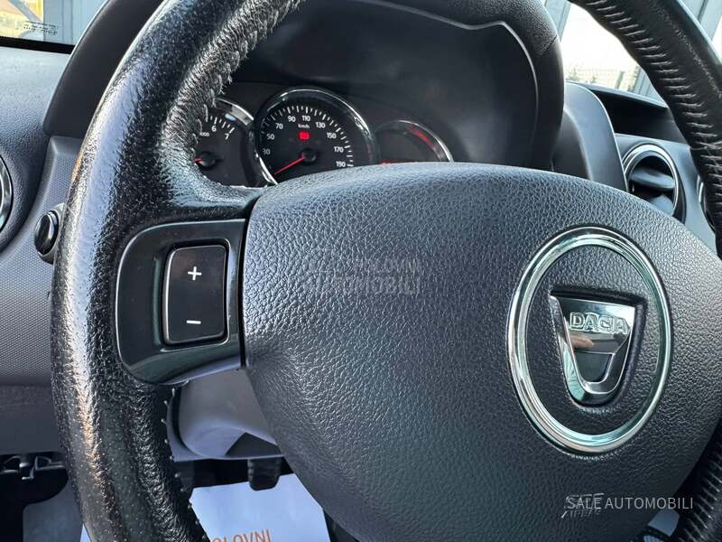 Dacia Duster 4x4 fuull NOV