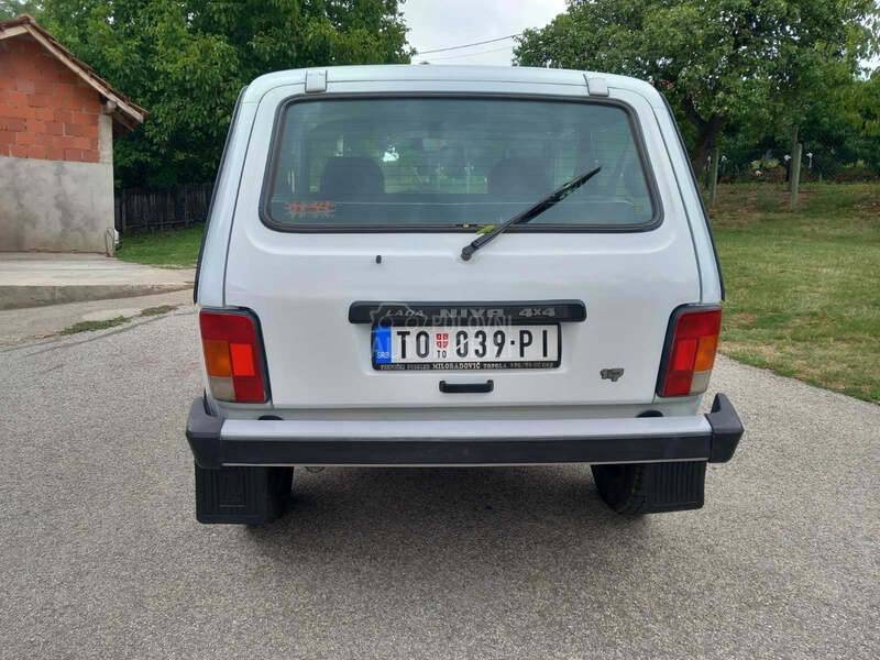 Lada Niva 1.7 i