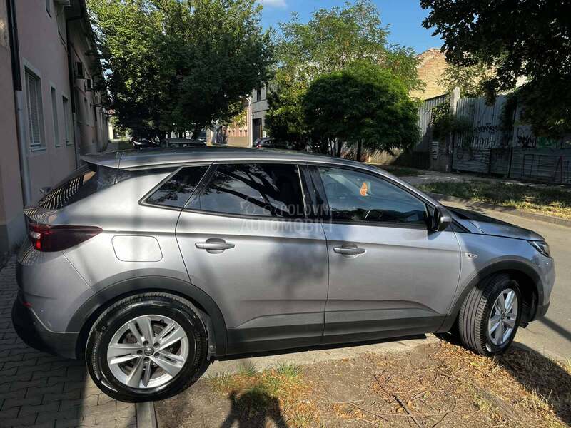 Opel Grandland X 1.5 blue hdi