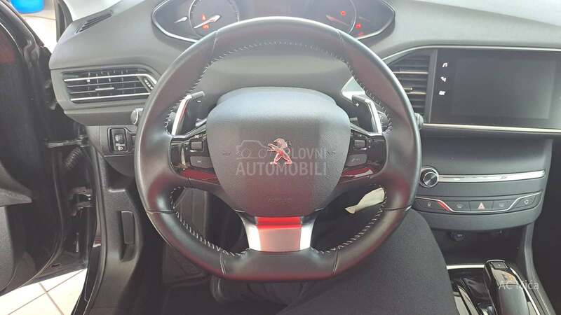 Peugeot 308 1.2 PURE NAV ALU N0V