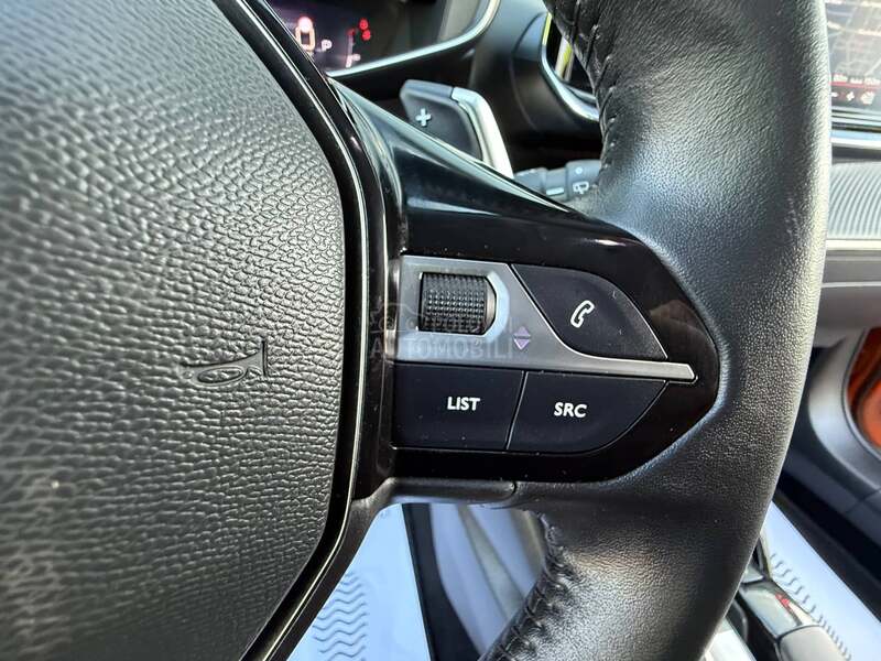 Peugeot 2008 1.5 HDI/ALLURE/AUT
