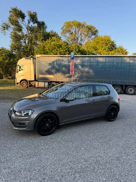 Volkswagen Golf 7 1.6TDI/0RG.K M/F-ULL