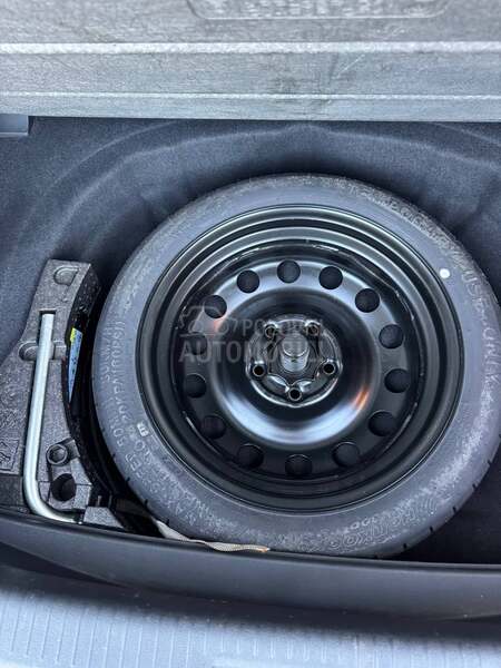 Volkswagen Golf 7 1.6TDI/0RG.K M/F-ULL