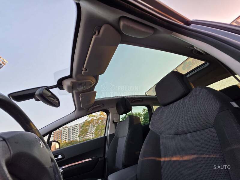 Peugeot 3008 AUT0MATIC/SWlSS