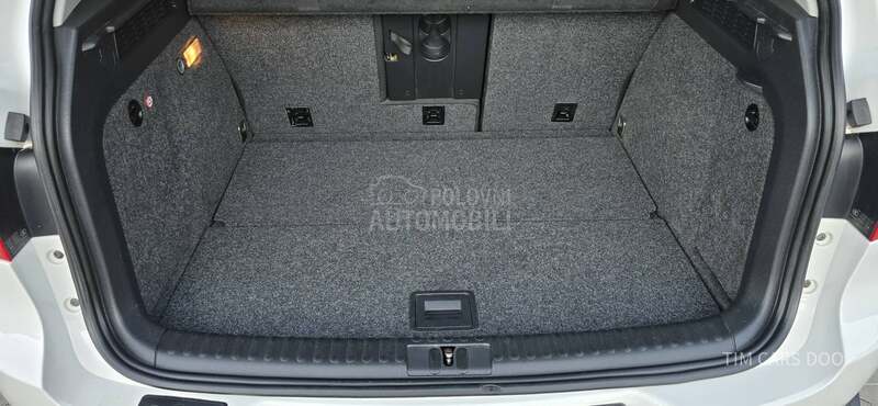 Volkswagen Tiguan 2.0 TDI   4. X . 4